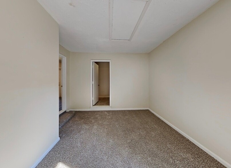 Building Photo - 139 Cedar Ridge Trail