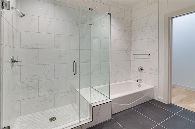 Building Photo - 1023 Lipscomb St