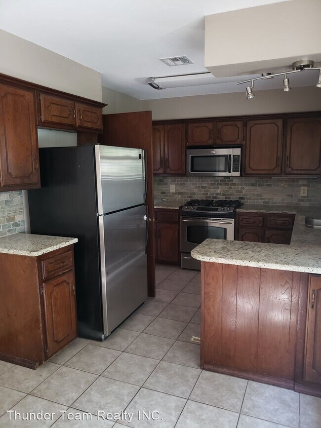 Building Photo - 3 br, 2 bath House - 11524 Bel Air Place