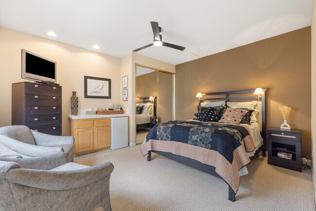 Building Photo - 78328 Cll Las Ramblas