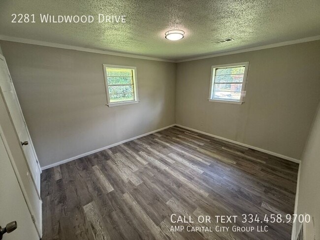 Building Photo - 2281 Wildwood Dr