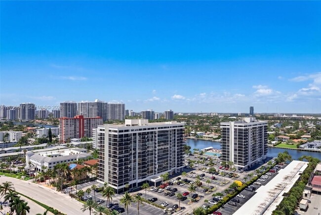 Building Photo - 1980 S Ocean Dr