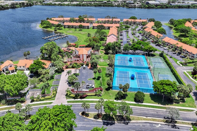 Building Photo - 1403 Congressional Way
