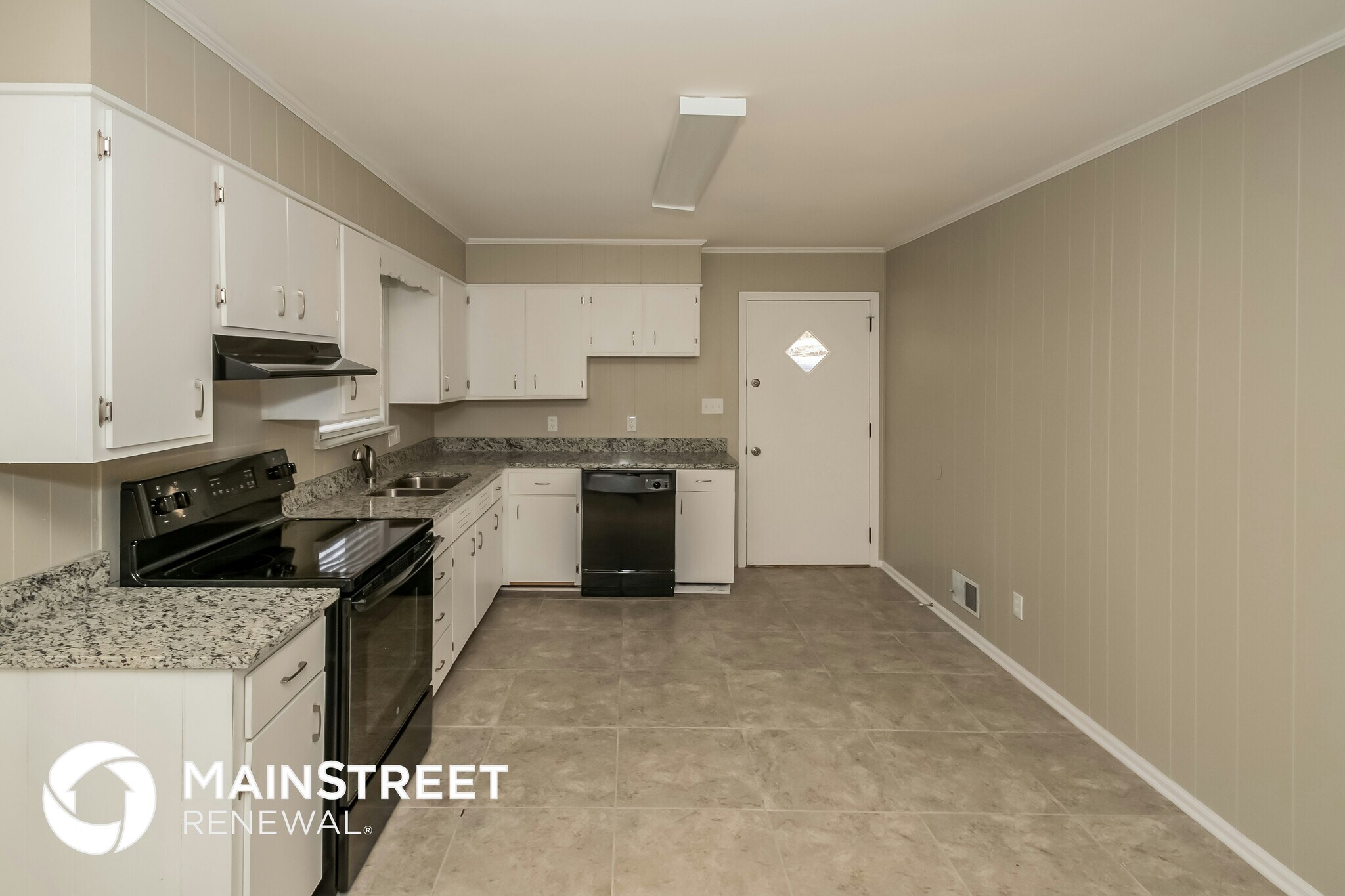 Building Photo - 5712 Oakhill Dr
