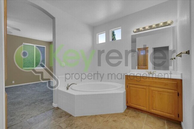 Building Photo - 5338 Brookfield Cir