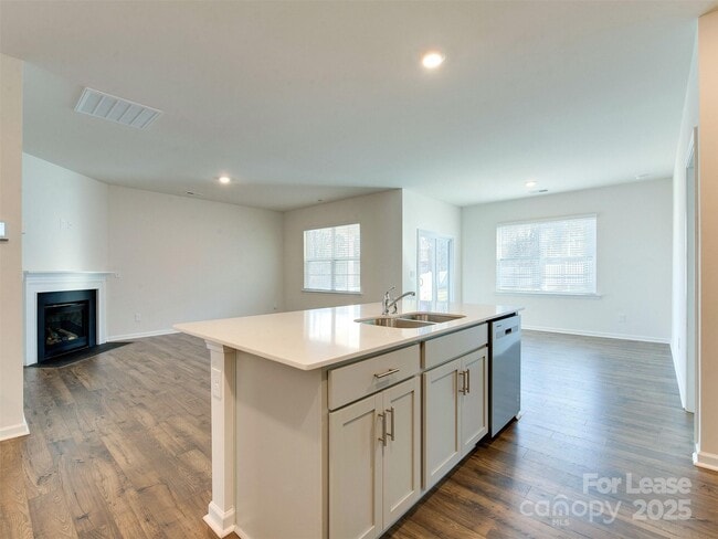 Building Photo - 3721 Stanley Crk Dr