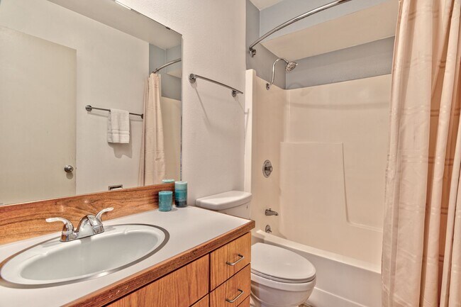 Building Photo - Sunriver Condo