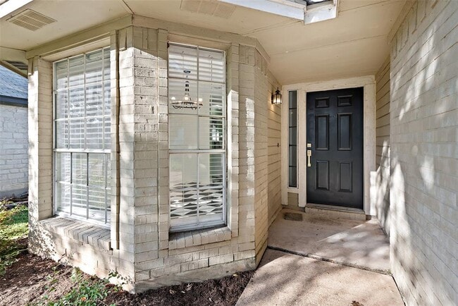 Building Photo - 7840 Portland Trail