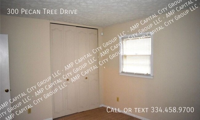 Building Photo - 300 Pecan Tree Dr