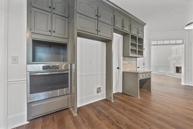 Building Photo - 2120 Skyland Cove Ln SW