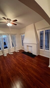 Building Photo - 1166 N Raymond Ave