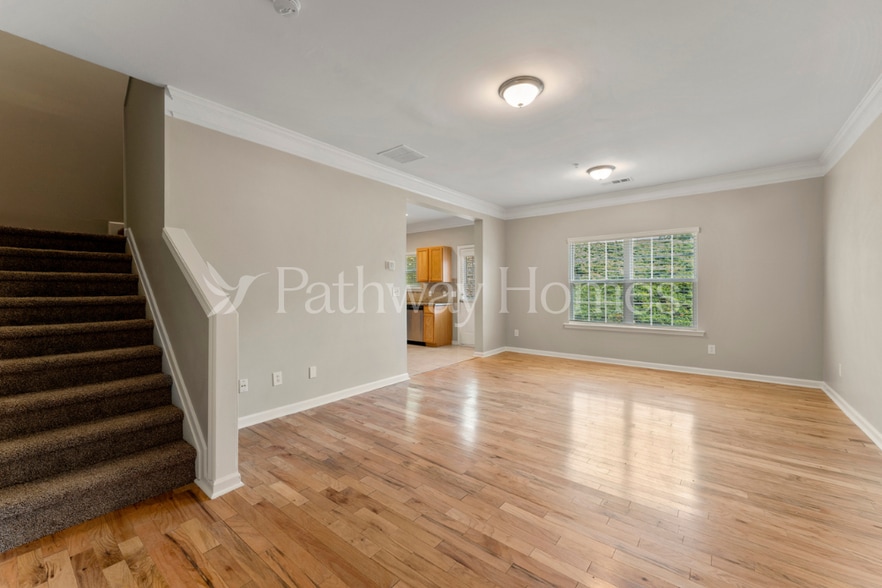 Building Photo - 2059 Appaloosa Way