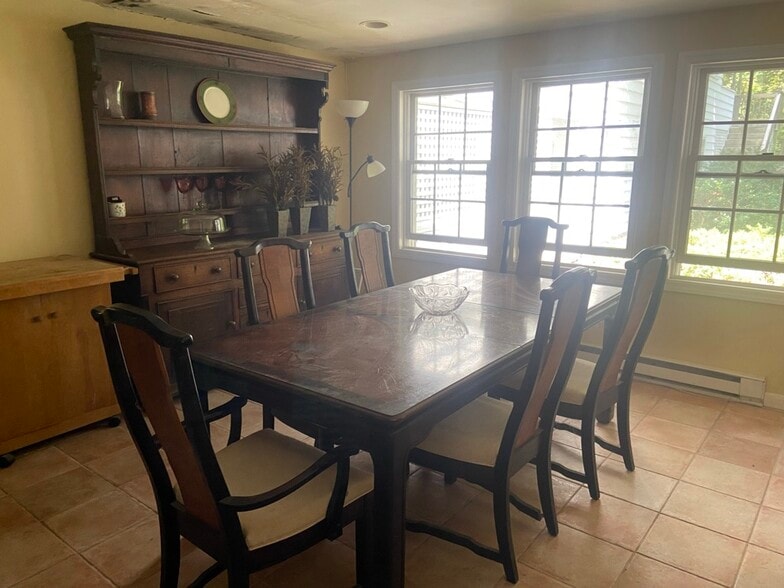 Main Dining Room - 89 Florida Hill Rd