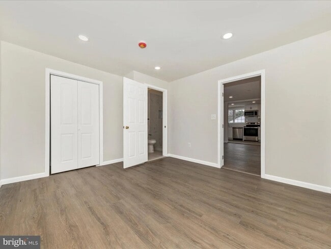 Building Photo - 40397 Charles Town Pike