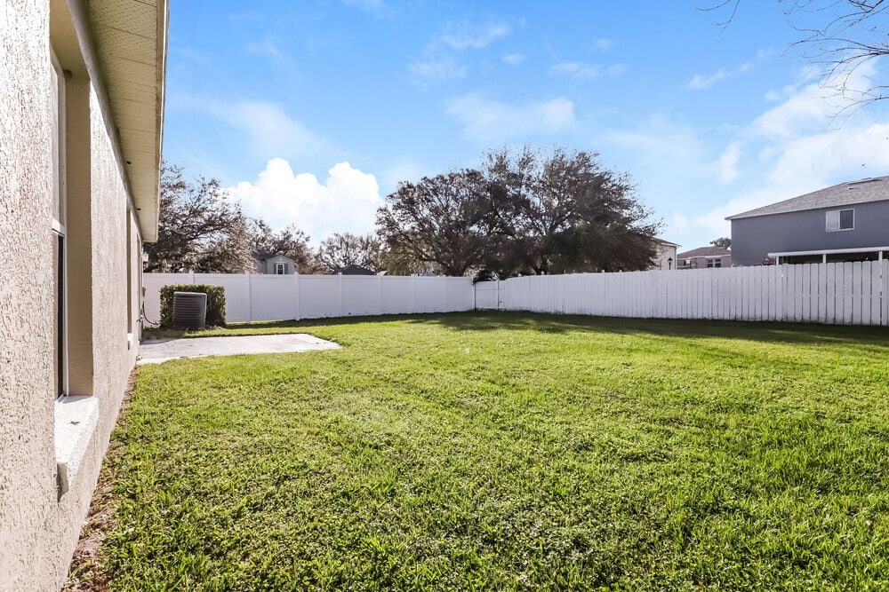 Building Photo - 2126 Hunters Greene Dr