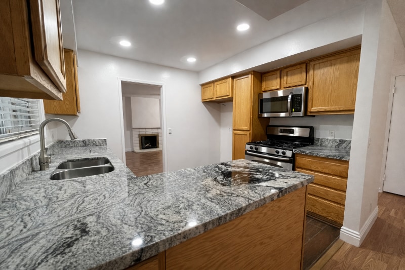 Building Photo - 8373 Wabash St