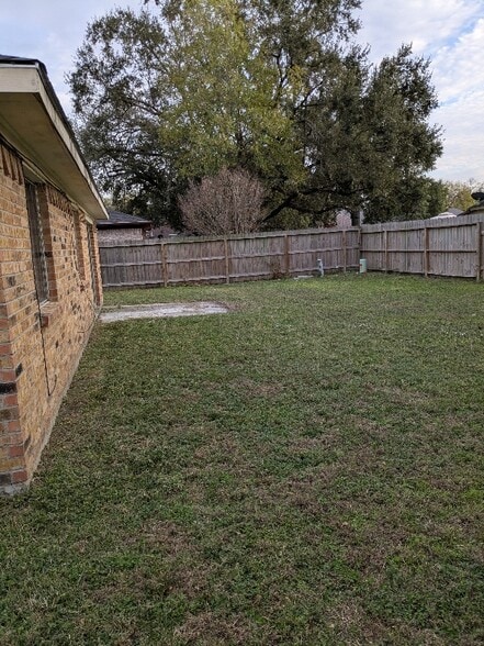 Building Photo - 7211 Winding Trace Dr