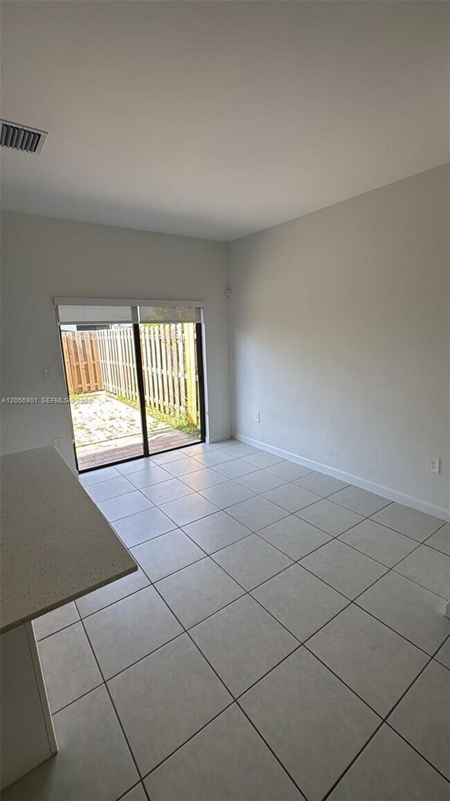 Building Photo - 11846 SW 246th Ln