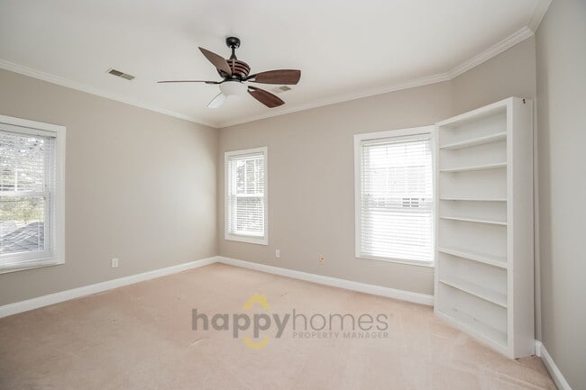 Building Photo - End-Unit Elegance on Daniel Island: 3 Bed, 3.5 Bath