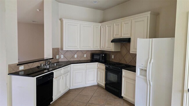 Building Photo - 2918 Hebert Trail Dr