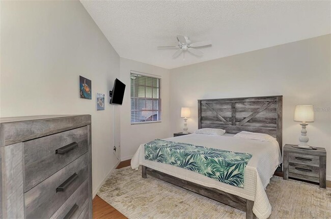 Building Photo - 5459 Bentgrass Dr