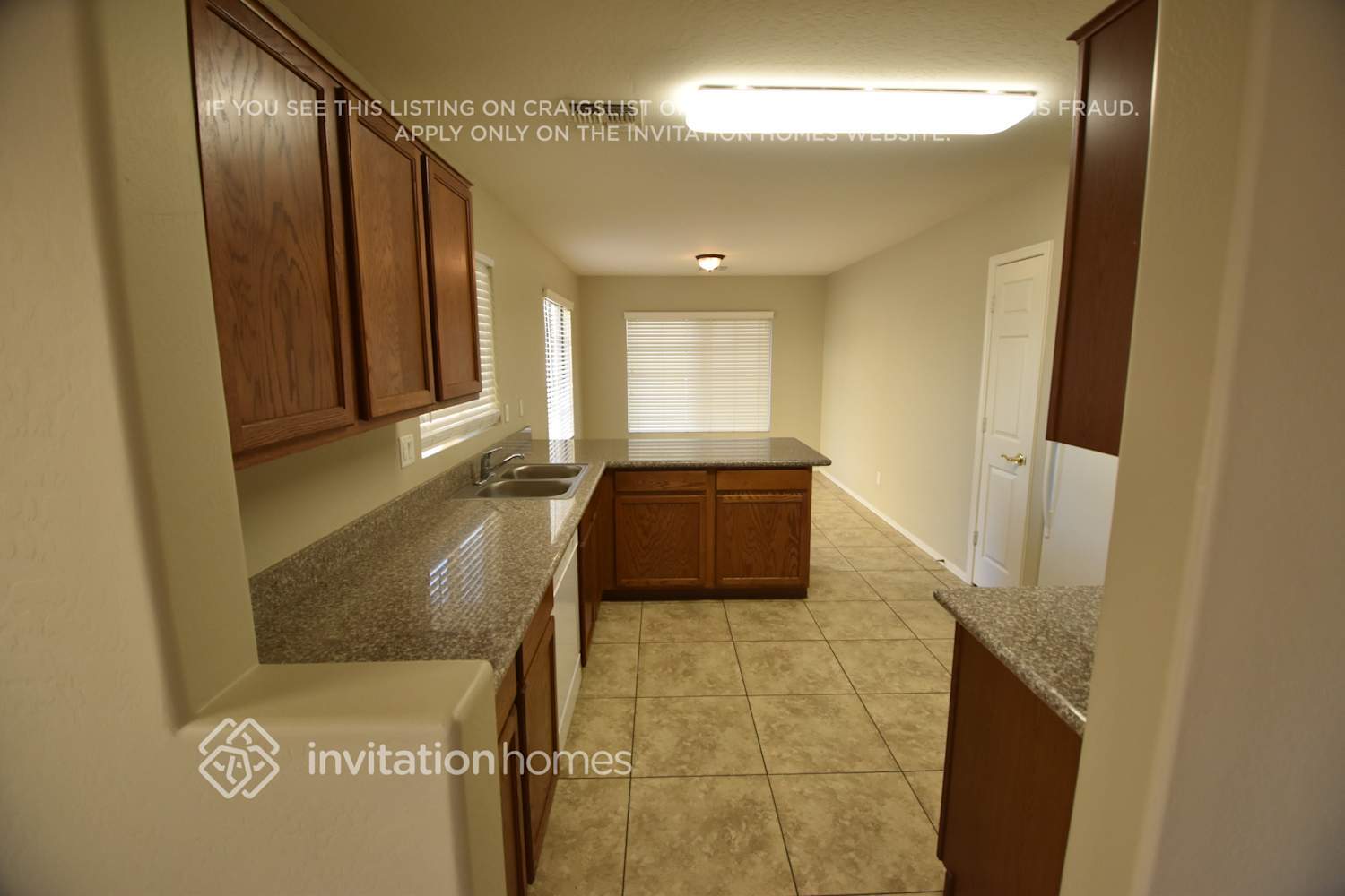 Building Photo - 12470 W Redfield Rd