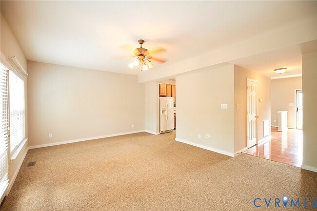 Building Photo - 315 Kingscote Ln