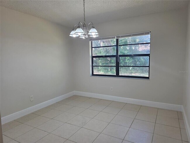 Building Photo - 10410 N Ojus Dr