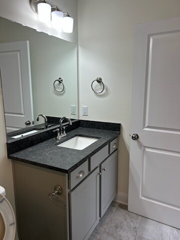 Building Photo - 5546 Stream Ln