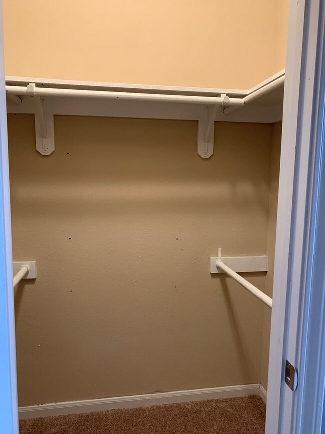 Building Photo - 17038 Wilthorne Gardens Ct