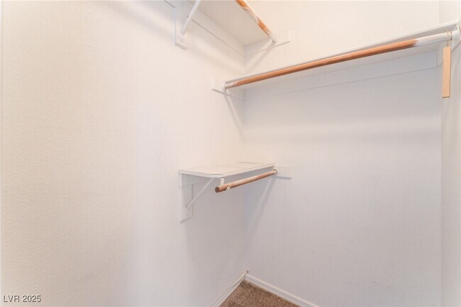 Building Photo - 5124 Appealing Ct