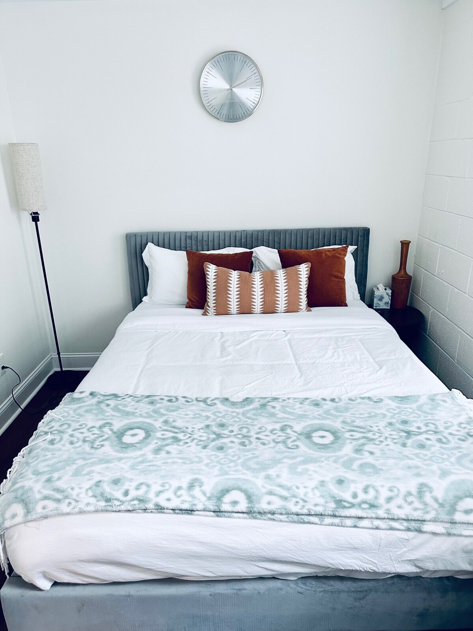 Building Photo - 107 David St