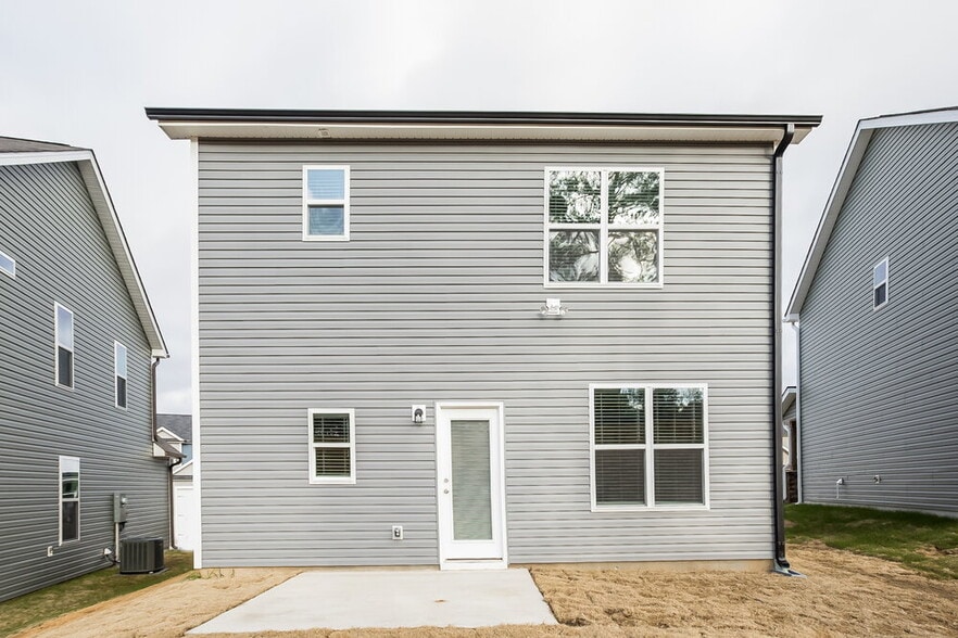 Building Photo - 395 Crawford Pkwy