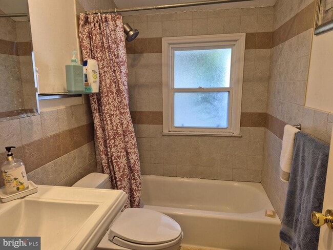 Building Photo - 12512 Ofallon St