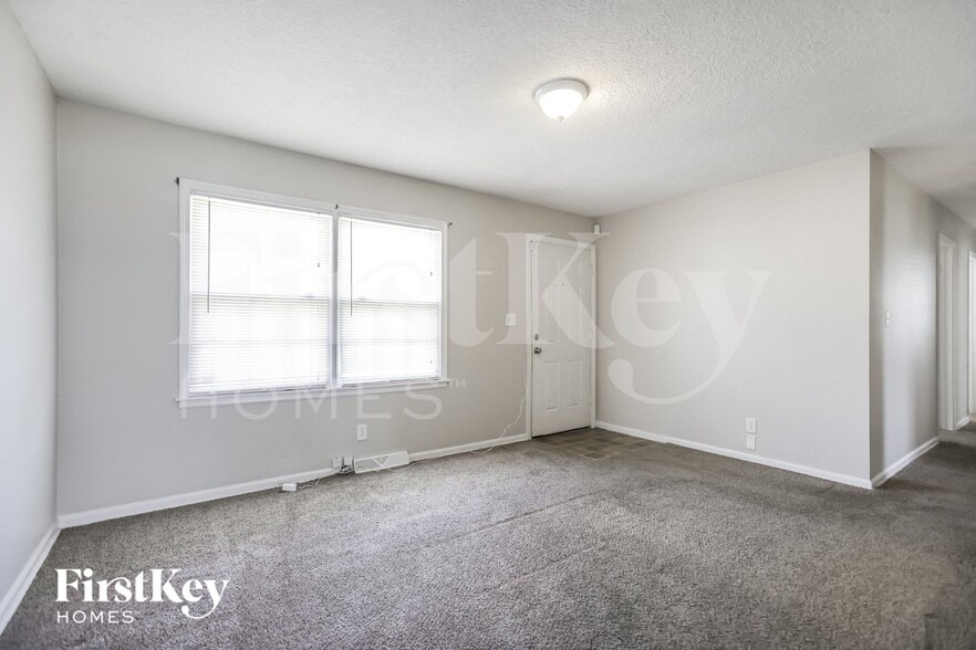 Building Photo - 6617 E 134th Terrace