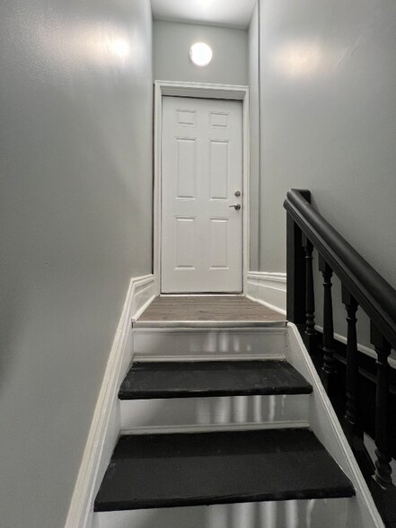 Building Photo - 3537 Fleming Ave