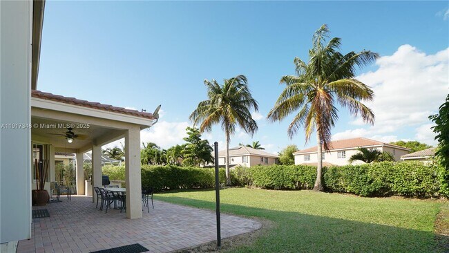 Building Photo - 1546 Sandpiper Cir