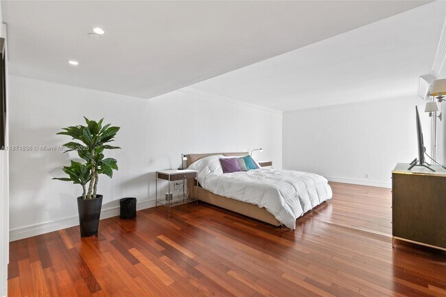 Building Photo - 19707 Turnberry Way