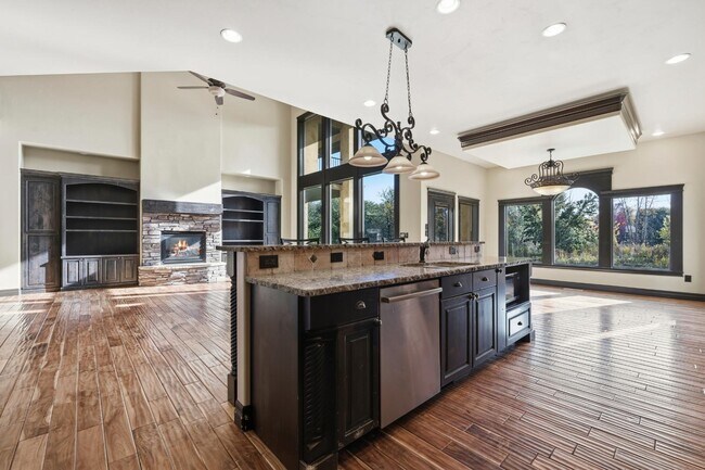 Building Photo - 1356 S Hidden Island Pl