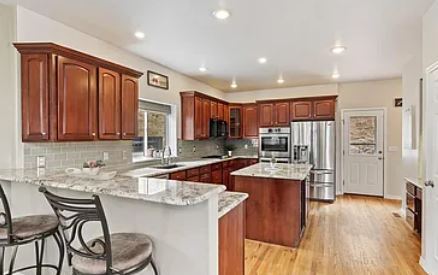 Building Photo - 7113 Oak Valley Dr