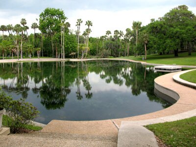 Building Photo - 262 Crown Oaks Way