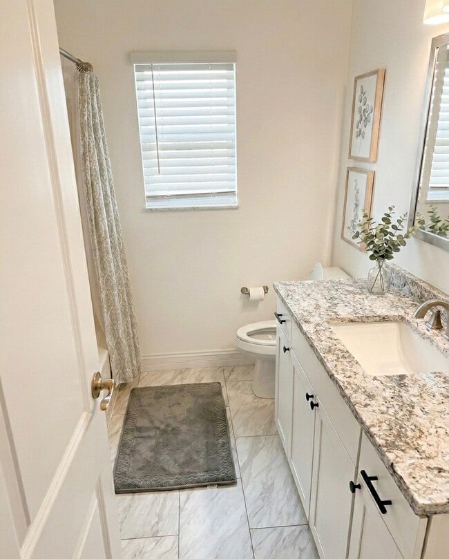 Building Photo - 46 Freymuth Rd