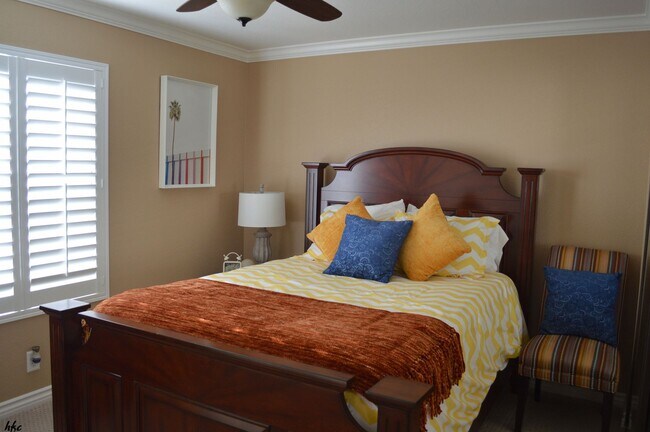 Building Photo - Mesquite Country Club Furnished End Unit. SEASONAL