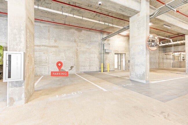 Building Photo - 1500 Rycroft St