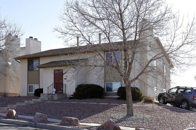 Building Photo - 1785 Zebulon Dr