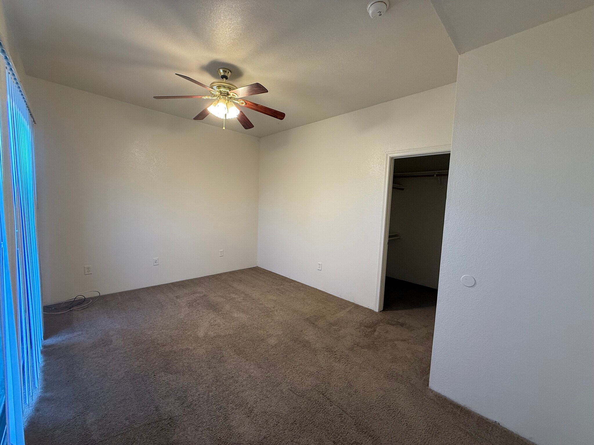 Building Photo - 1401 E Lee St