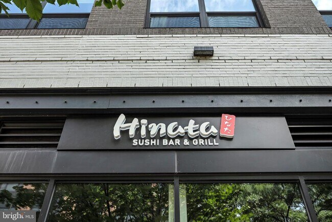 Building Photo - 705 Lyles Ln