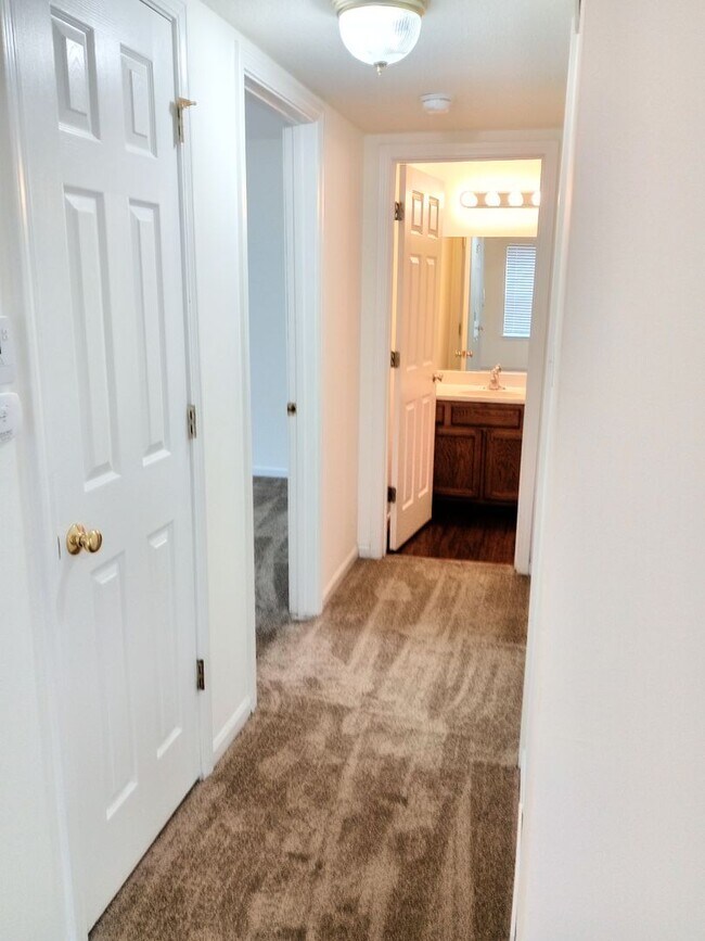 Building Photo - 3501-3503-3503 La Mesa Dr