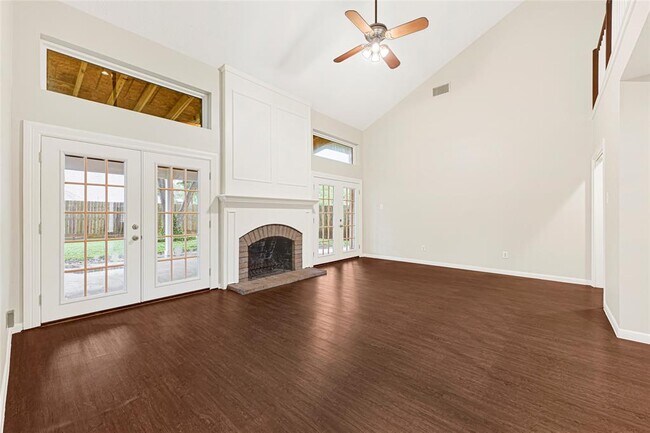 Building Photo - 1714 Quarterpath Dr