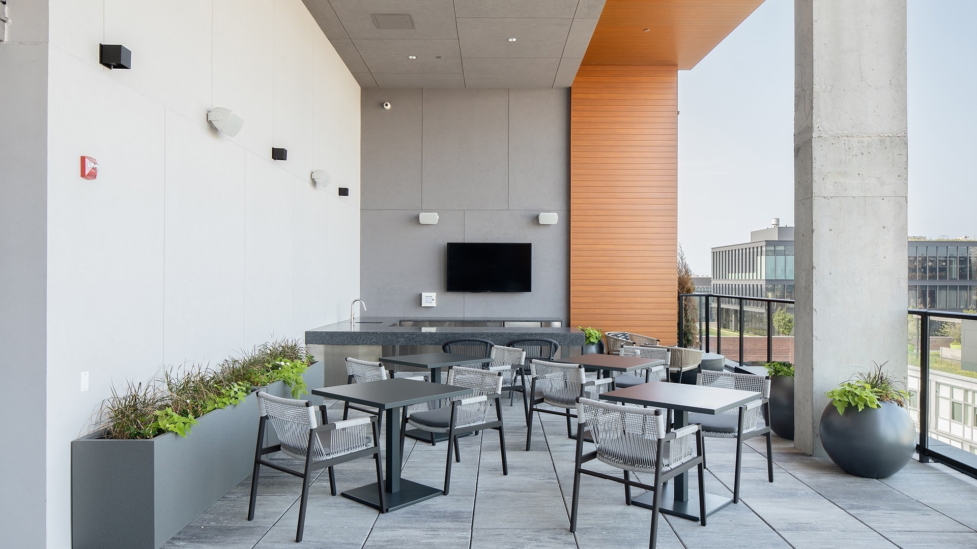 Building Photo - 180 N Aberdeen St